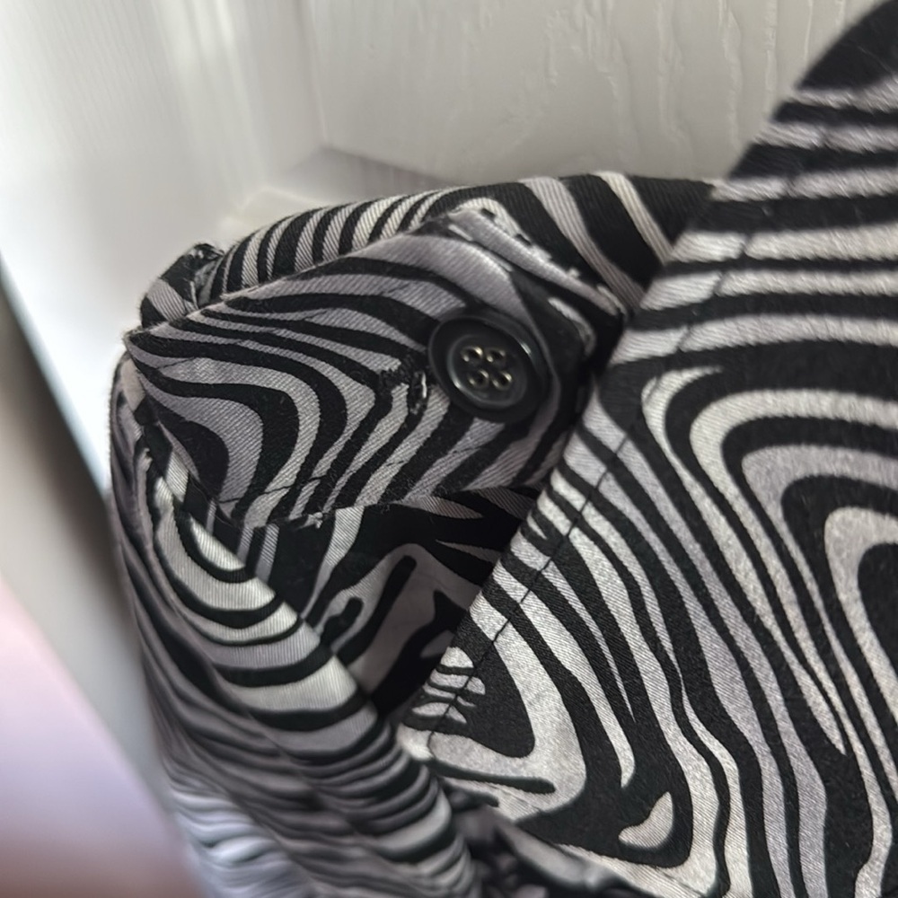 Stylish Julie Mitchell Zebra Print Women's Coat size XL petite - Picture 6 of 12